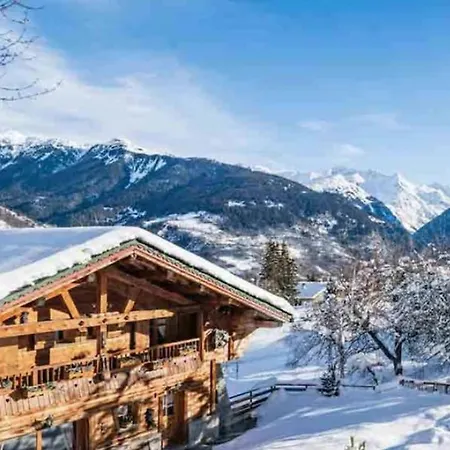 Villa 6br Chalet Close To The Village Centre Of *