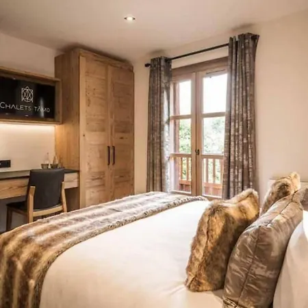 6br Chalet Close To The Village Centre Of Villa *
